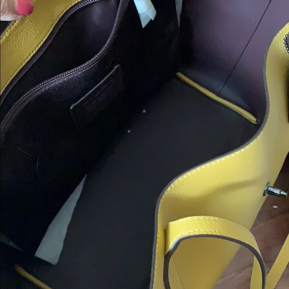 NEW! Gold leather coach bag - Picture 4 of 8